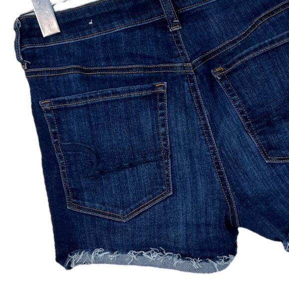 American Eagle AEO Jean Shorts Raw Frayed Hem 3” Inseam Stretch Dark Wash Size 2 - Picture 4 of 8